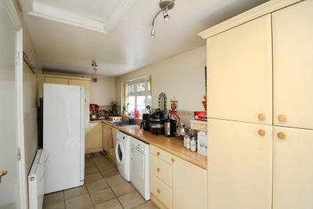 5 bedroom Detached house for sale in Melton Road, Syston, LE7