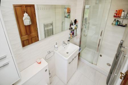 5 bedroom Detached house for sale in Melton Road, Syston, LE7