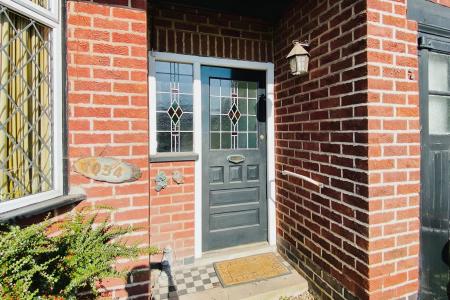 3 bedroom Semi-detached house for sale in Melton Road, Syston, LE7