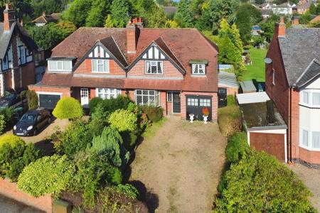 3 bedroom Semi-detached house for sale in Melton Road, Syston, LE7