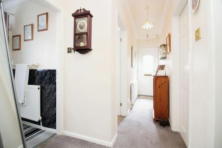 2 bedroom Semi-detached bungalow for sale in Melton Road, Thurmaston, LE4