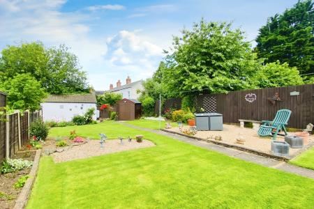 2 bedroom Semi-detached bungalow for sale in Melton Road, Thurmaston, LE4