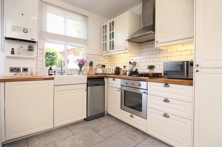 3 bedroom Terraced House for sale in Mere Lane, Queniborough, LE7