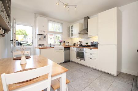 3 bedroom Terraced House for sale in Mere Lane, Queniborough, LE7