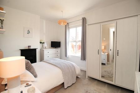 3 bedroom Terraced House for sale in Mere Lane, Queniborough, LE7