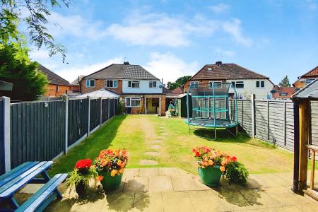 3 bedroom Semi-detached house for sale in Methuen Avenue, Thurmaston, LE4