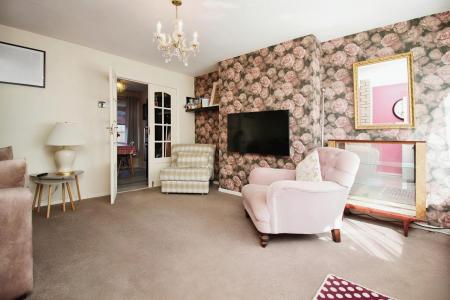 2 bedroom Terraced House for sale in Millers Close, Syston, LE7