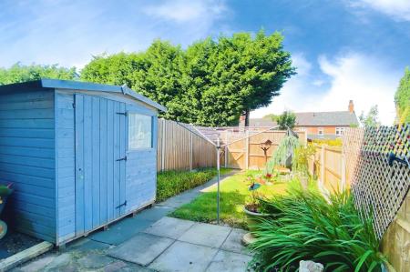 2 bedroom Terraced House for sale in Millers Close, Syston, LE7