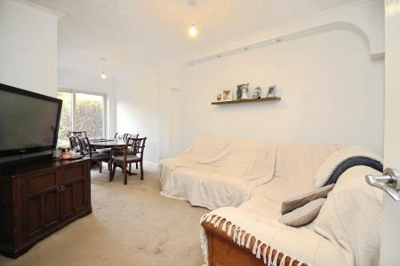 5 bedroom Semi-detached house for sale in Millstone Lane, Syston, LE7