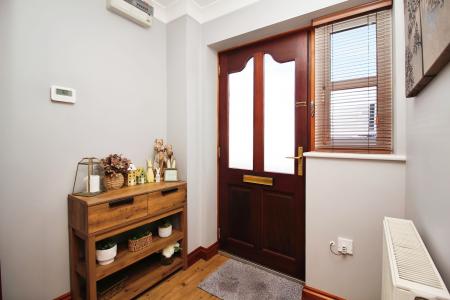 3 bedroom Terraced House for sale in Millstone Lane, Syston, LE7