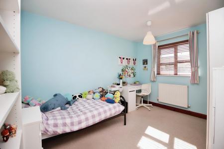 3 bedroom Terraced House for sale in Millstone Lane, Syston, LE7