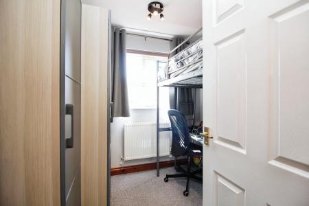 3 bedroom Terraced House for sale in Millstone Lane, Syston, LE7