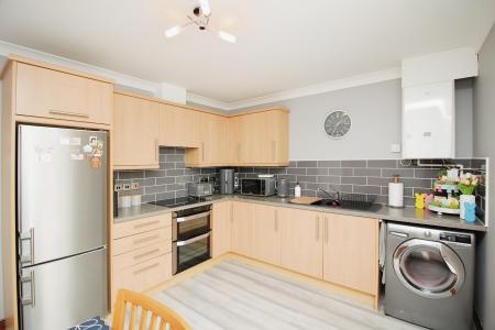 3 bedroom Terraced House for sale in Millstone Lane, Syston, LE7