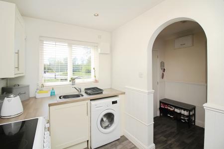 2 bedroom End of terrace house for sale in Moorland Road, Syston, LE7