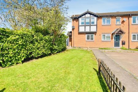 2 bedroom End of terrace house for sale in Moorland Road, Syston, LE7