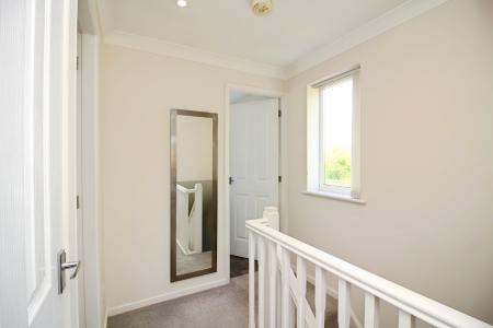 2 bedroom End of terrace house for sale in Moorland Road, Syston, LE7