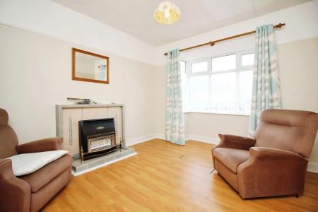 2 bedroom Semi-detached bungalow for sale in Mostyn Avenue, Syston, LE7