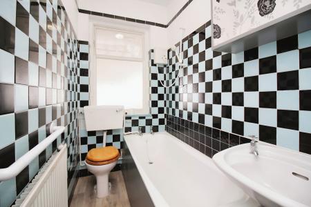 2 bedroom Semi-detached bungalow for sale in Mostyn Avenue, Syston, LE7