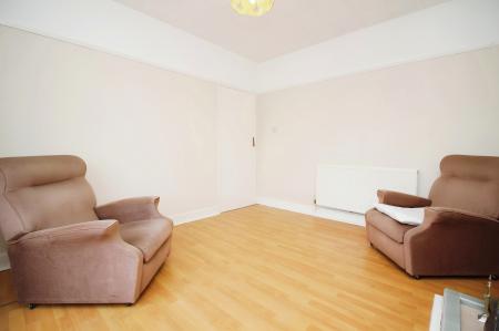 2 bedroom Semi-detached bungalow for sale in Mostyn Avenue, Syston, LE7