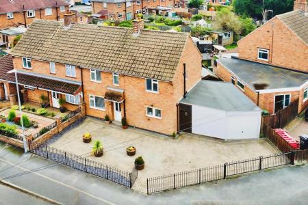 3 bedroom Semi-detached house for sale in Mostyn Avenue, Syston, LE7