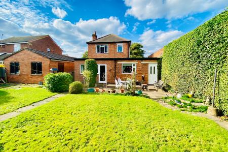 3 bedroom Detached house for sale in Nelson Street, Syston, LE7