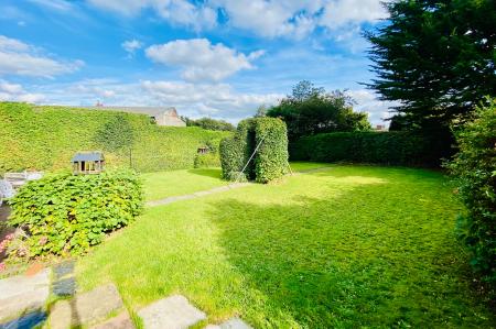 3 bedroom Detached house for sale in Nelson Street, Syston, LE7