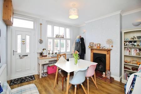 3 bedroom End of terrace house for sale in New Street, Queniborough, LE7