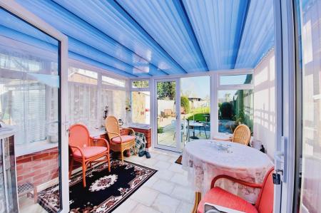 3 bedroom Semi-detached house for sale in New Zealand Lane, Queniborough, LE7