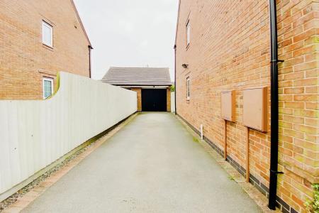 4 bedroom Detached house for sale in Nurseryman Way, Rearsby, LE7