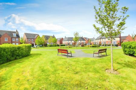 4 bedroom Detached house for sale in Nurseryman Way, Rearsby, LE7