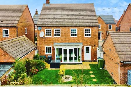 4 bedroom Detached house for sale in Nurseryman Way, Rearsby, LE7