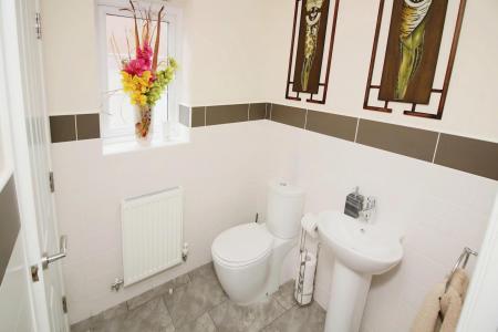 4 bedroom Detached house for sale in Nurseryman Way, Rearsby, LE7