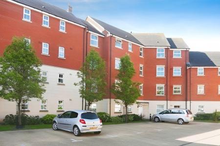 2 bedroom Flat for sale in Old Station Road, Syston, LE7