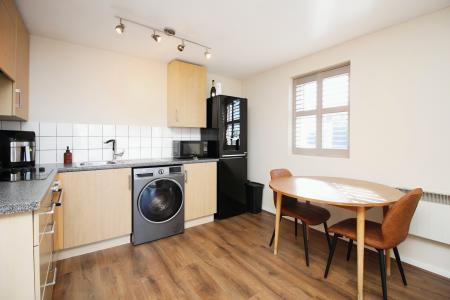2 bedroom Flat for sale in Old Station Road, Syston, LE7