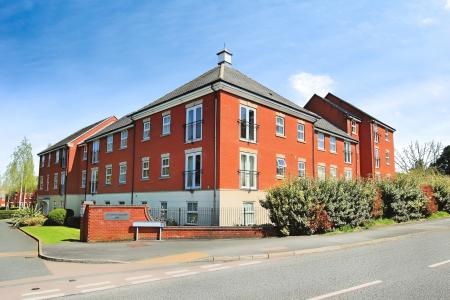 2 bedroom Flat for sale in Old Station Road, Syston, LE7