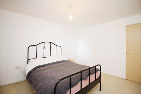 2 bedroom Flat for sale in Old Station Road, Syston, LE7