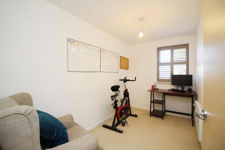 2 bedroom Flat for sale in Old Station Road, Syston, LE7