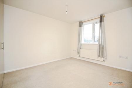 2 bedroom Ground floor maisonette for sale in Old Station Road, Syston, LE7