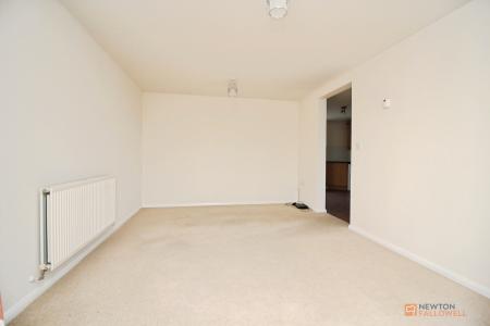 2 bedroom Ground floor maisonette for sale in Old Station Road, Syston, LE7