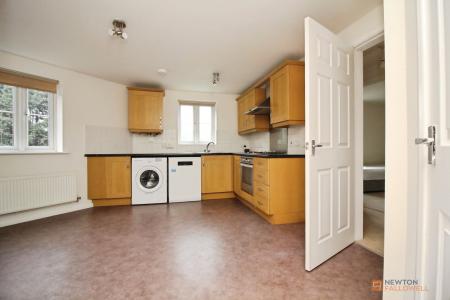 2 bedroom Ground floor maisonette for sale in Old Station Road, Syston, LE7
