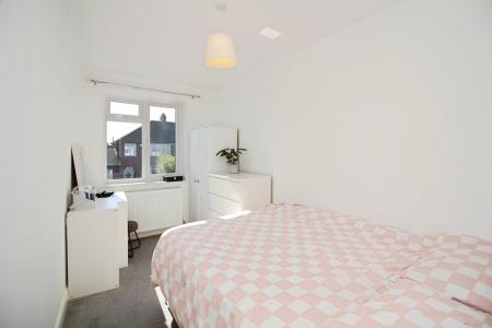 5 bedroom Semi-detached house for sale in Orchard Road, Birstall, LE4