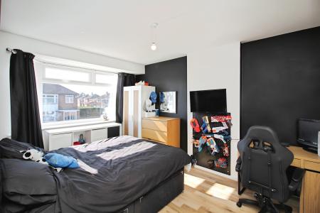 5 bedroom Semi-detached house for sale in Orchard Road, Birstall, LE4