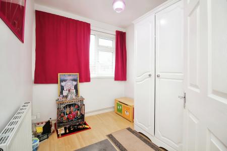 4 bedroom Semi-detached house for sale in Oriel Drive, Syston, LE7