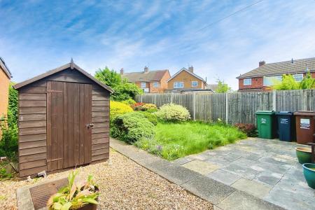 3 bedroom Semi-detached house for sale in Oriel Drive, Syston, LE7
