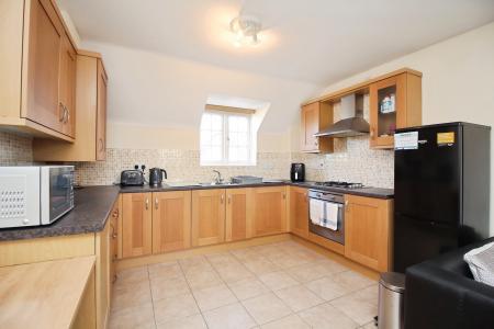 2 bedroom Maisonette for sale in Palmer Square, Birstall, LE4