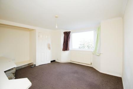 3 bedroom Semi-detached house for sale in Parkdale Road, Thurmaston, LE4