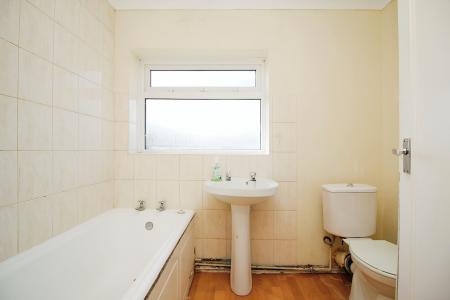 3 bedroom Semi-detached house for sale in Parkdale Road, Thurmaston, LE4