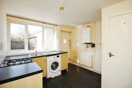 3 bedroom Semi-detached house for sale in Parkdale Road, Thurmaston, LE4