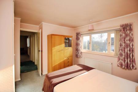 4 bedroom Semi-detached house for sale in Parkdale Road, Thurmaston, LE4