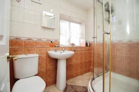 3 bedroom Semi-detached house for sale in Parkdale Road, Thurmaston, LE4